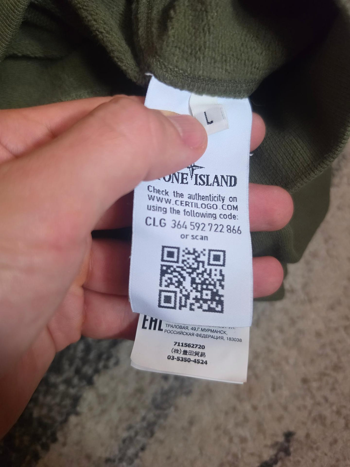 Stone Island Garment Dyed Crewneck Sweatshirt – 711562720 V0058 Olive Green – L