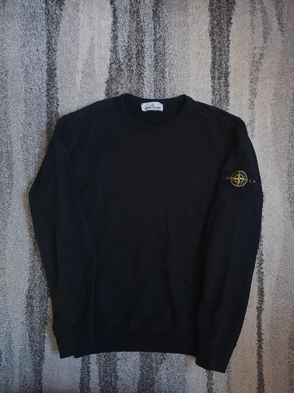 Stone Island Garment Dyed Crewneck Sweatshirt – 711562720 – Black – M