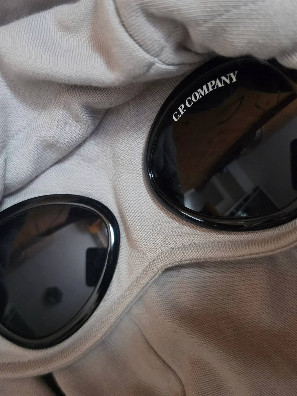 C.P. Company Goggle Hoodie Drizzle Grey M