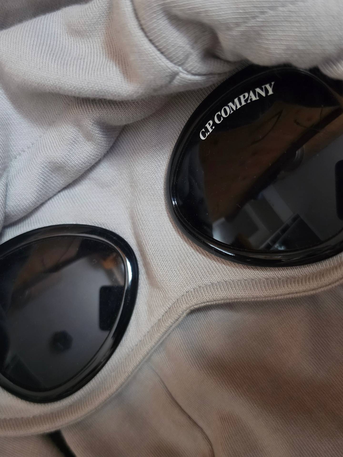 C.P. Company Goggle Hoodie Drizzle Grey M
