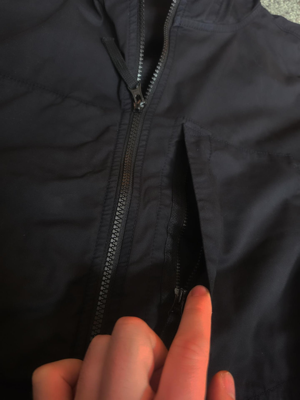 Stone Island Supima Cotton Twill Stretch-TC Hooded Jacket – 781543310 V0029 – Black – XL