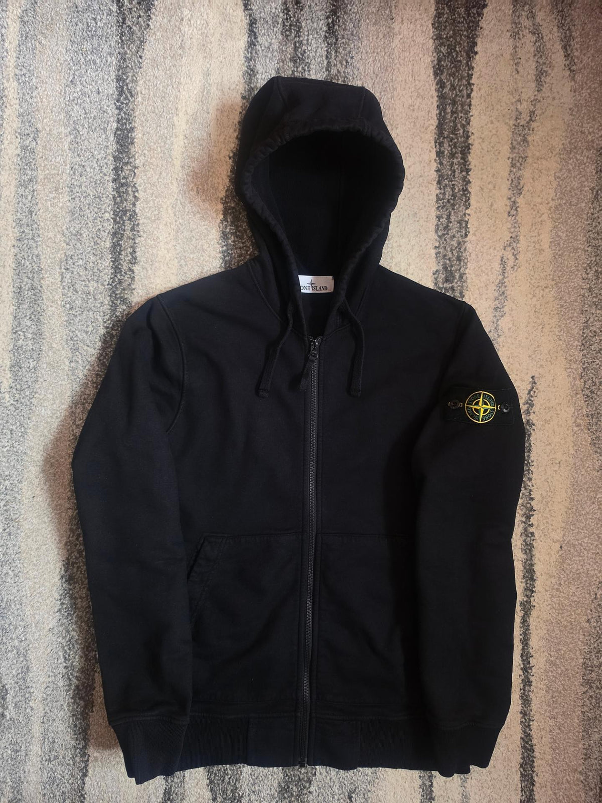 Stone Island Brushed Cotton Full Zip Hoodie – 771564220 V0029 – Black – S