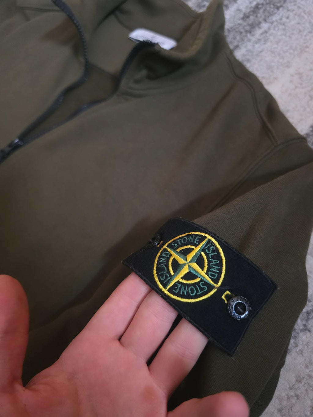 Stone Island 1/4 Zip Cotton Sweatshirt – 791562720 V0058 – Olive Green – M