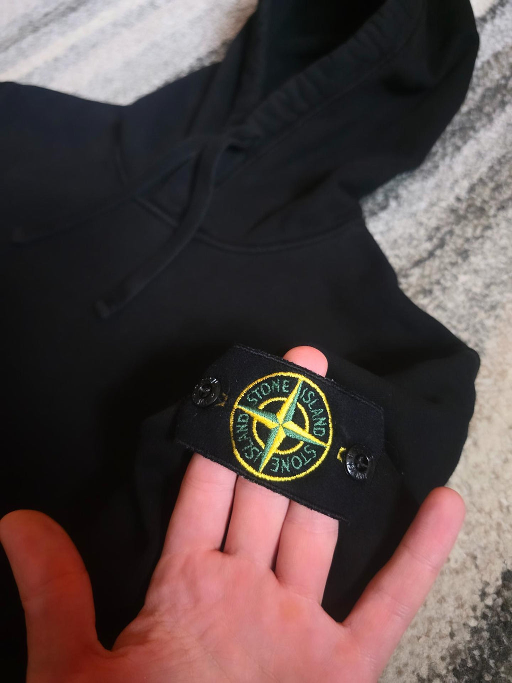 Stone Island Brushed Cotton Fleece Garment Dyed Hoodie – 771564120 V0029 – Black – L