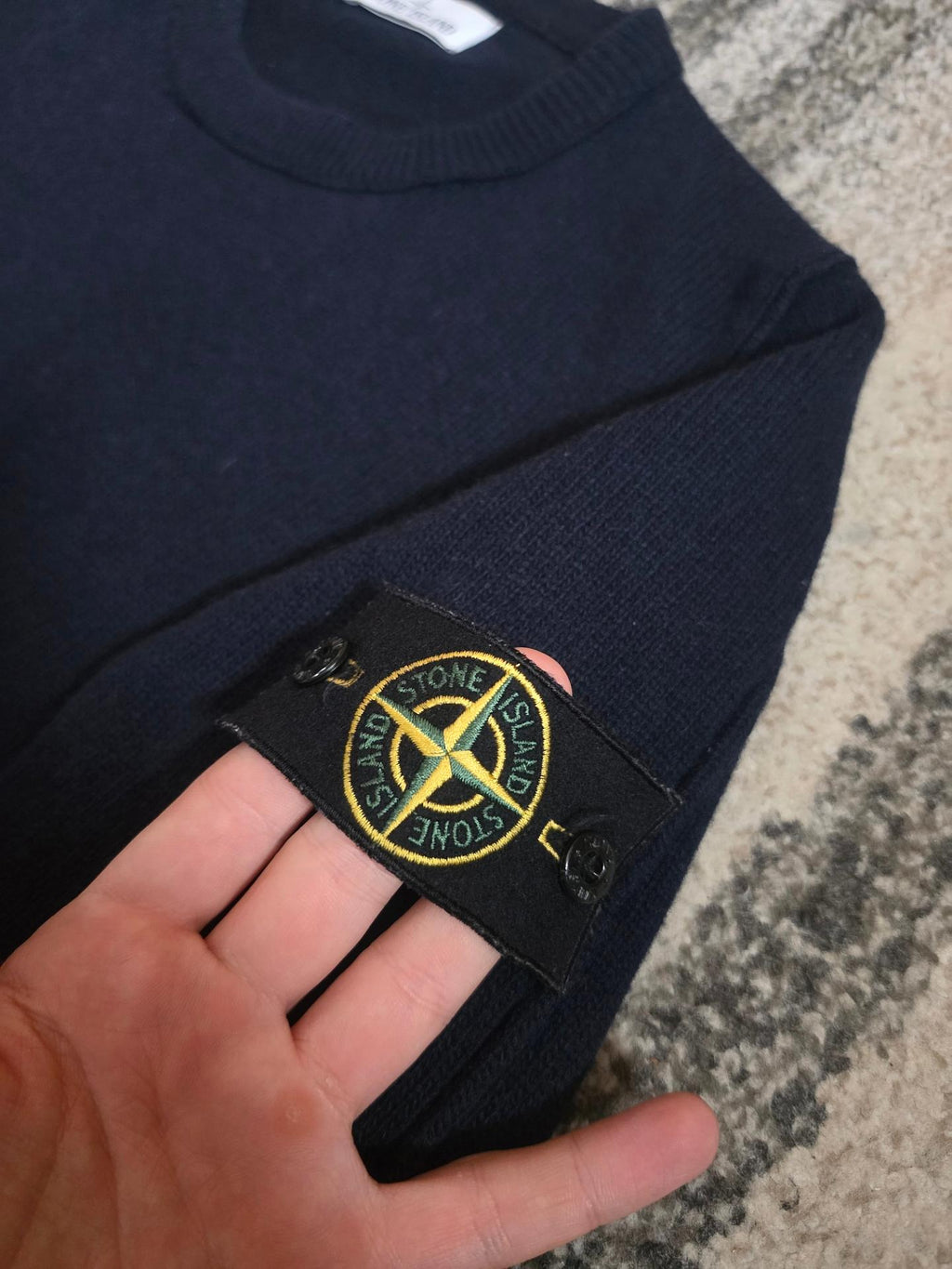 Stone Island Wool Crewneck Knit – 631550AA3 – Navy Blue – M