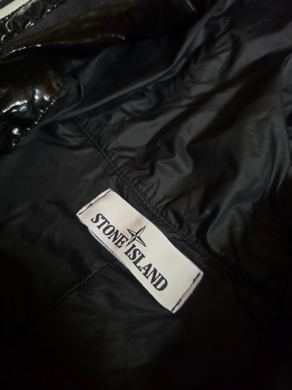 Stone Island Skin Touch Nylon-TC Garment Dyed Hooded Jacket – 761541131 V0029 – Black – L