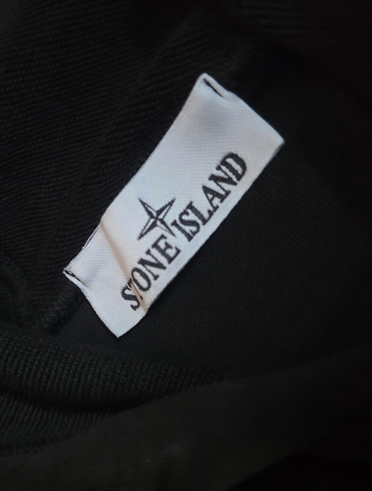 Stone Island Fleece Garment Dyed Hoodie – 811564151 A0029 Schwarz – XL