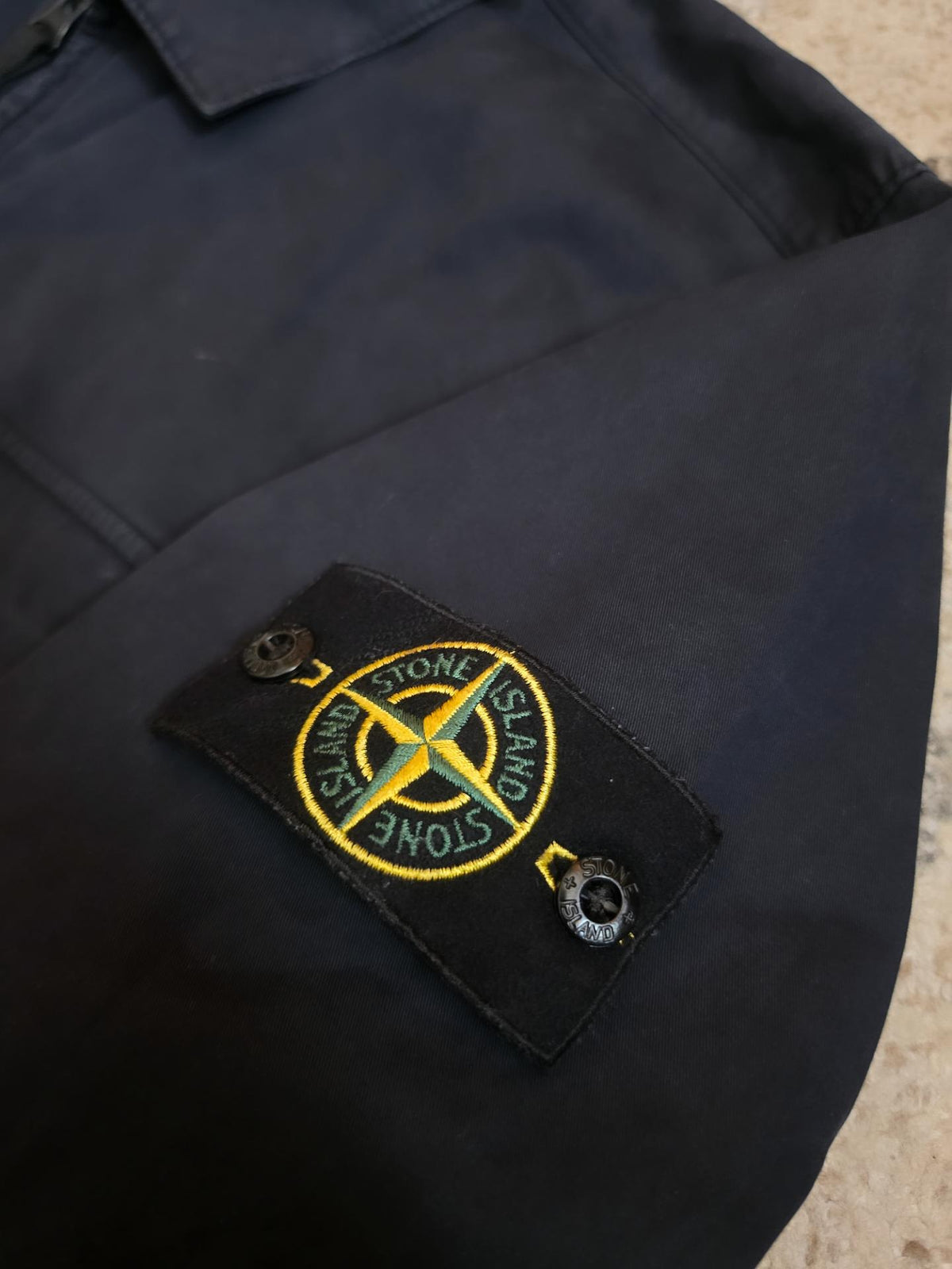Stone Island Supima Cotton Twill Stretch Overshirt – 781510210 V0020 – Navy Blue – XL