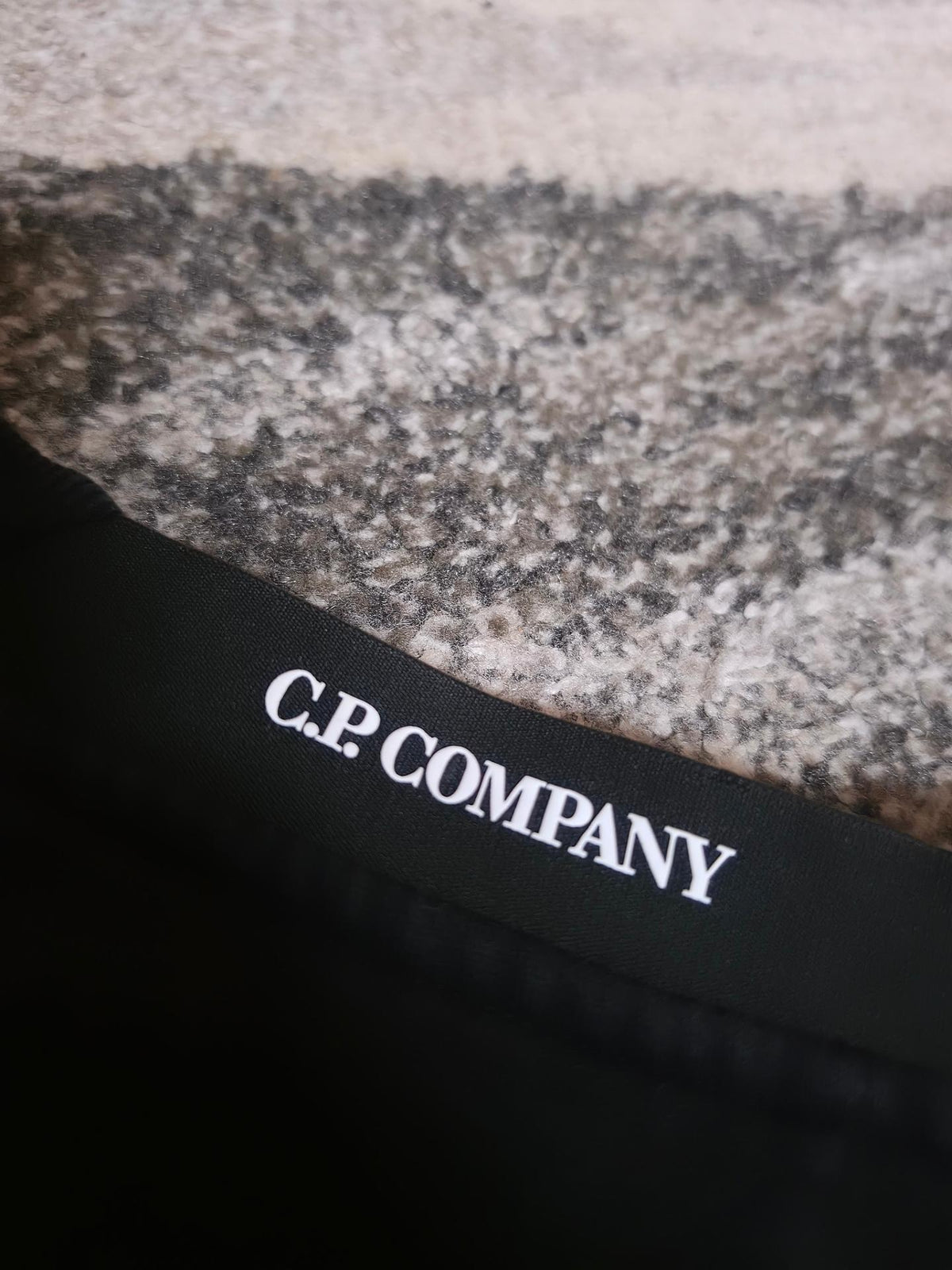 C.P. Company Diagonal Raised Fleece Crewneck Lens Sweatshirt – Black – XL