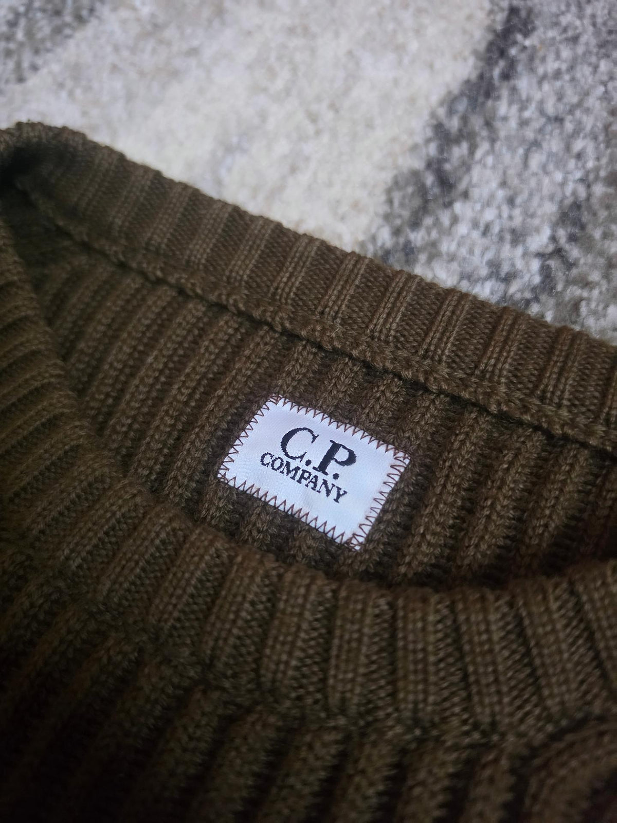 C.P. Company Wool Lens Sweater – 13CMKN204A 005292A – Khaki – 50
