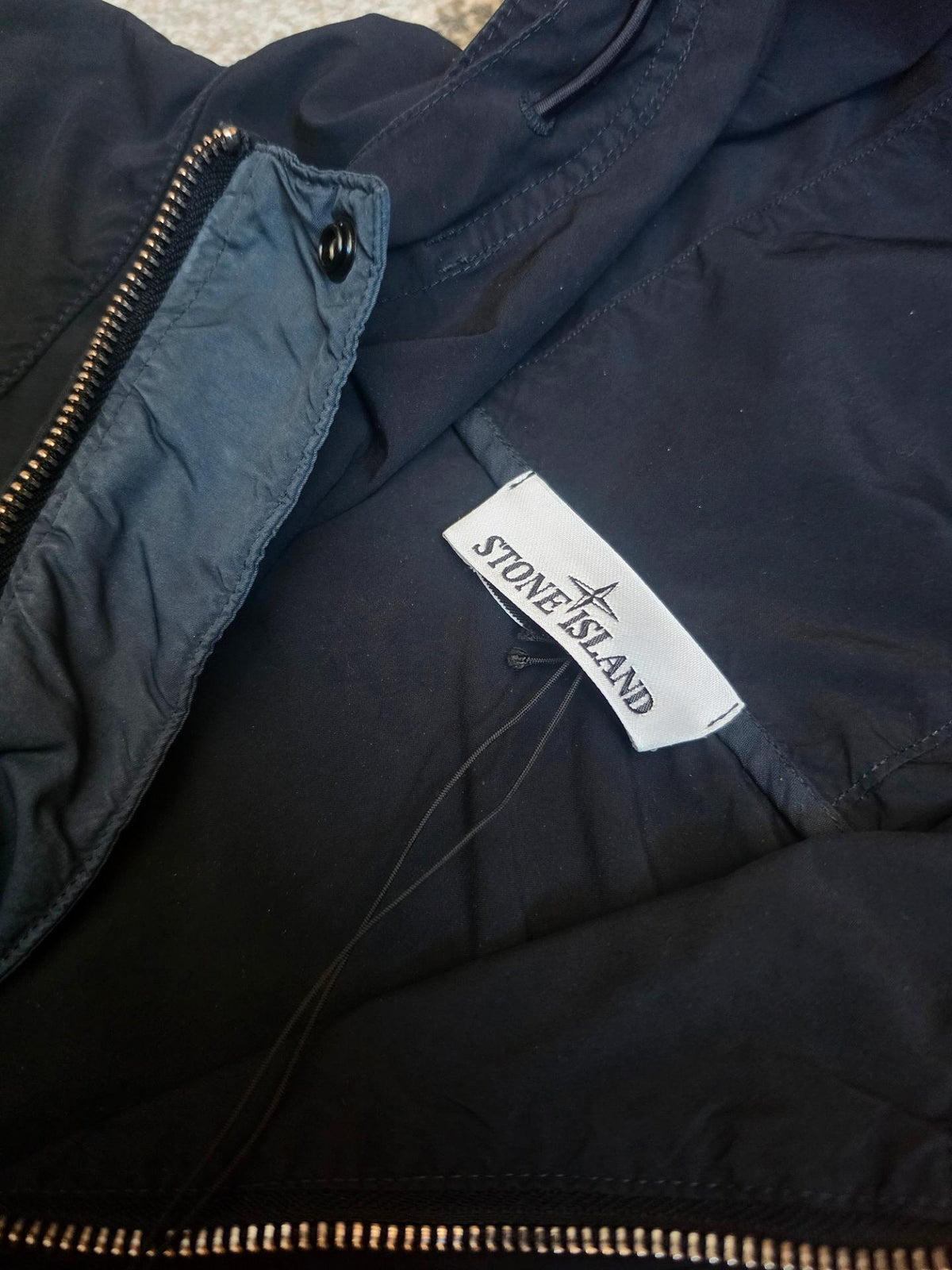 Stone Island Light Compact Touch Poly-TC Hooded Jacket – Navy Blue – L