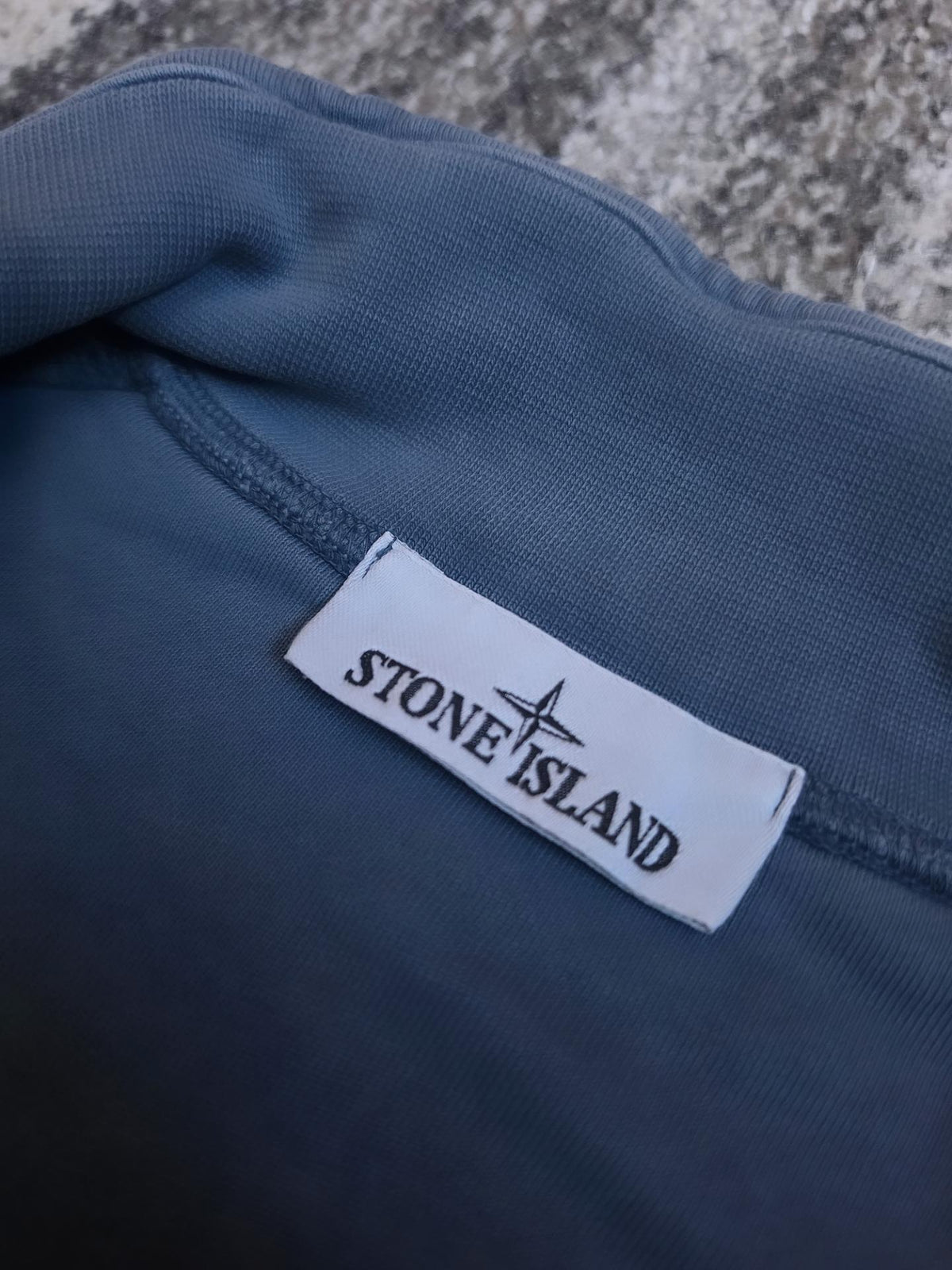 Stone Island Sky Blue Half-Zip Pullover – 101561951 V0024 Sky Blue – S