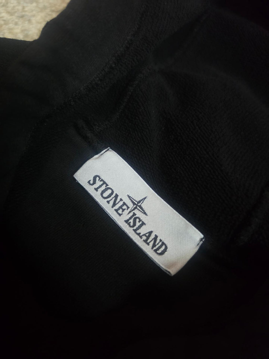 Stone Island Brushed Cotton Full Zip Hoodie – 771564220 V0029 – Black – S