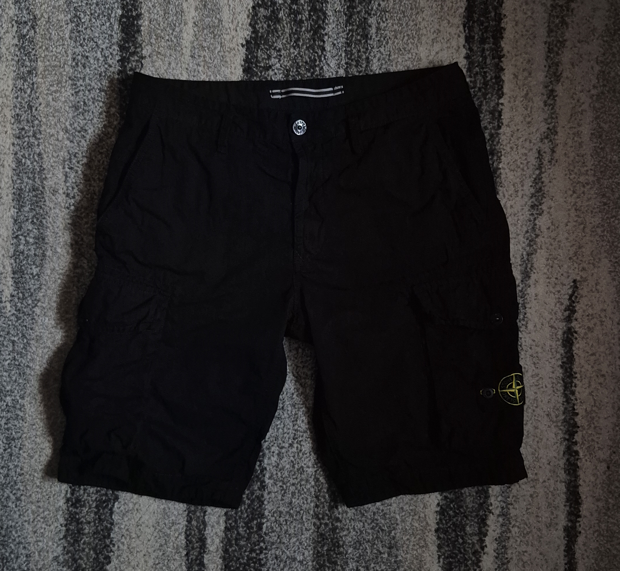 Stone Island Cargo Shorts Black W32